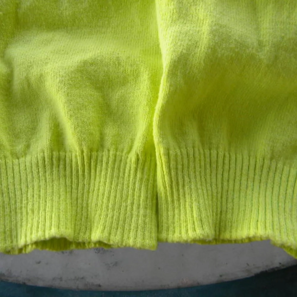 Roxy Cardigan - Picture 7 of 7